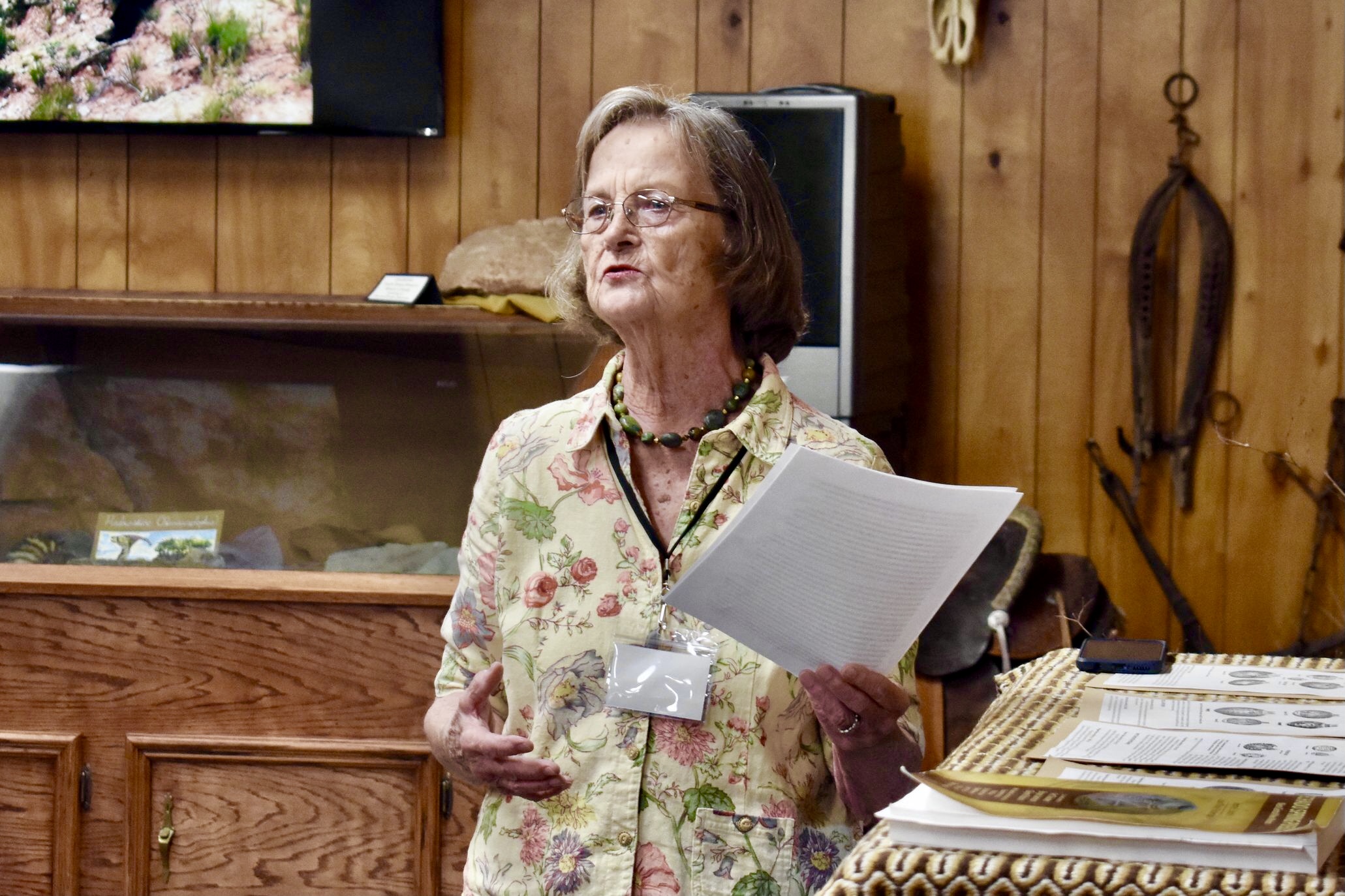 Marisue Potts presenting this speech. (Photo by Kayla White)